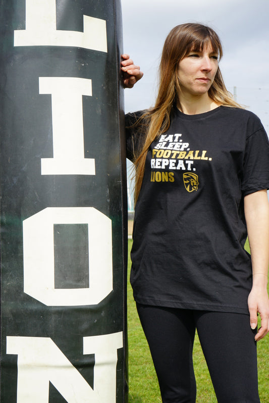 T-Shirt Feldkirchen Lions Fanwear "EAT SLEEP FOOTBALL REPEAT LIONS" Erwachsenen/Kindergrößen